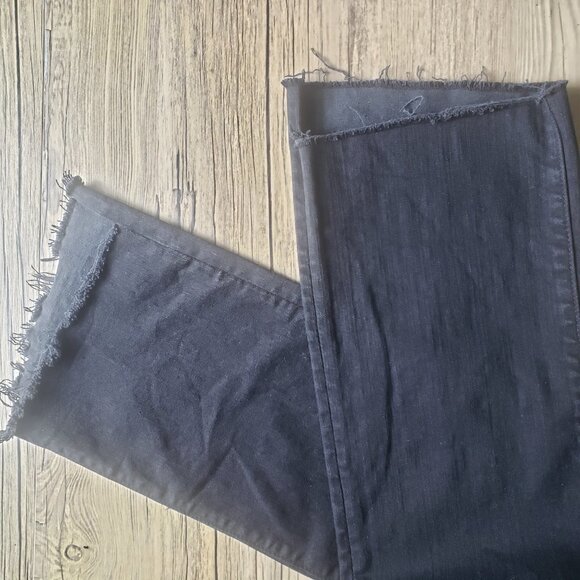 MOTHER Insider Crop Step Black Fray Jeans - Picture 8 of 16